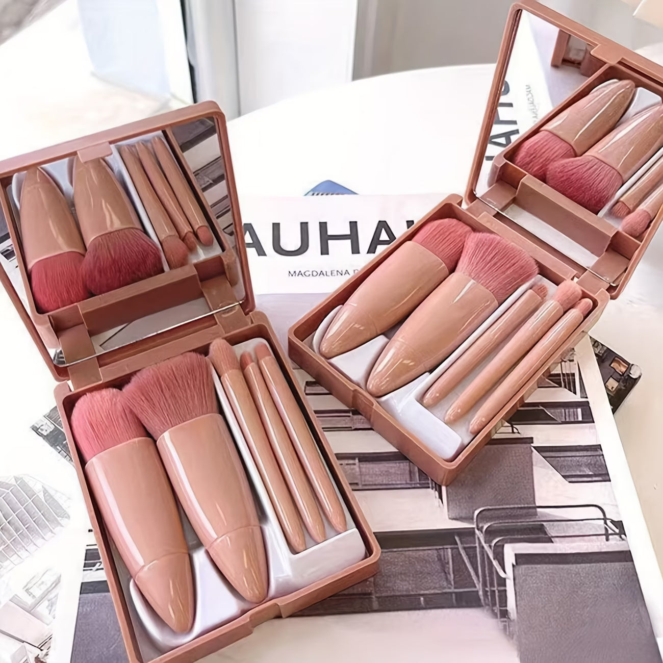 6pcs Portable Makeup Brush Travel Set with Box And Mirror Mini Multifunctional Loose Powder Brush Foundation Brush Eyeshadow Brush